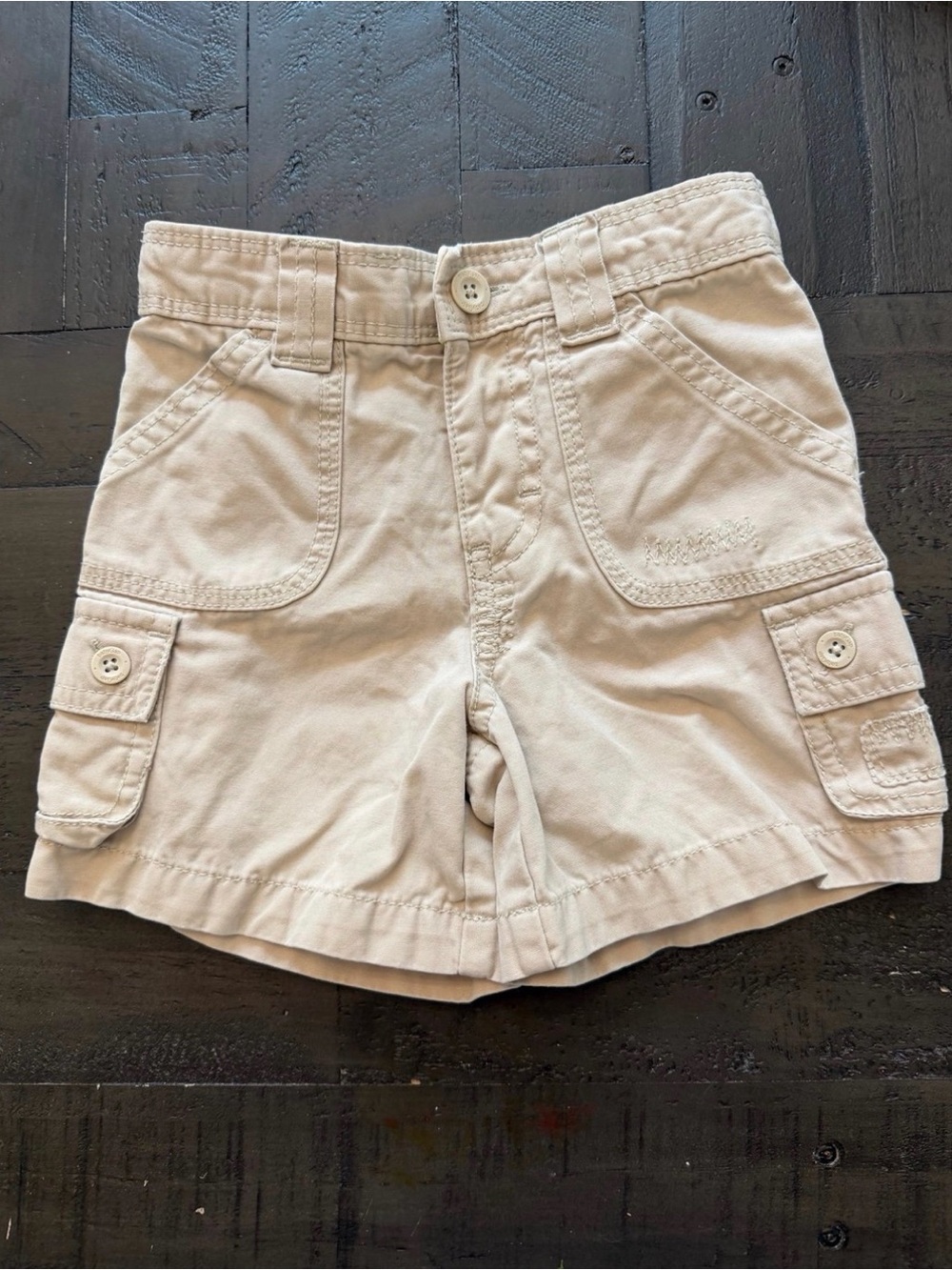 Vintage GAP Boys Cargo Shorts in Light Beige